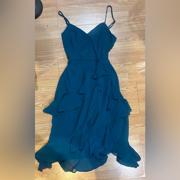 Lulus Dresses & Skirts - Lulu’s teal midi dress ***see description